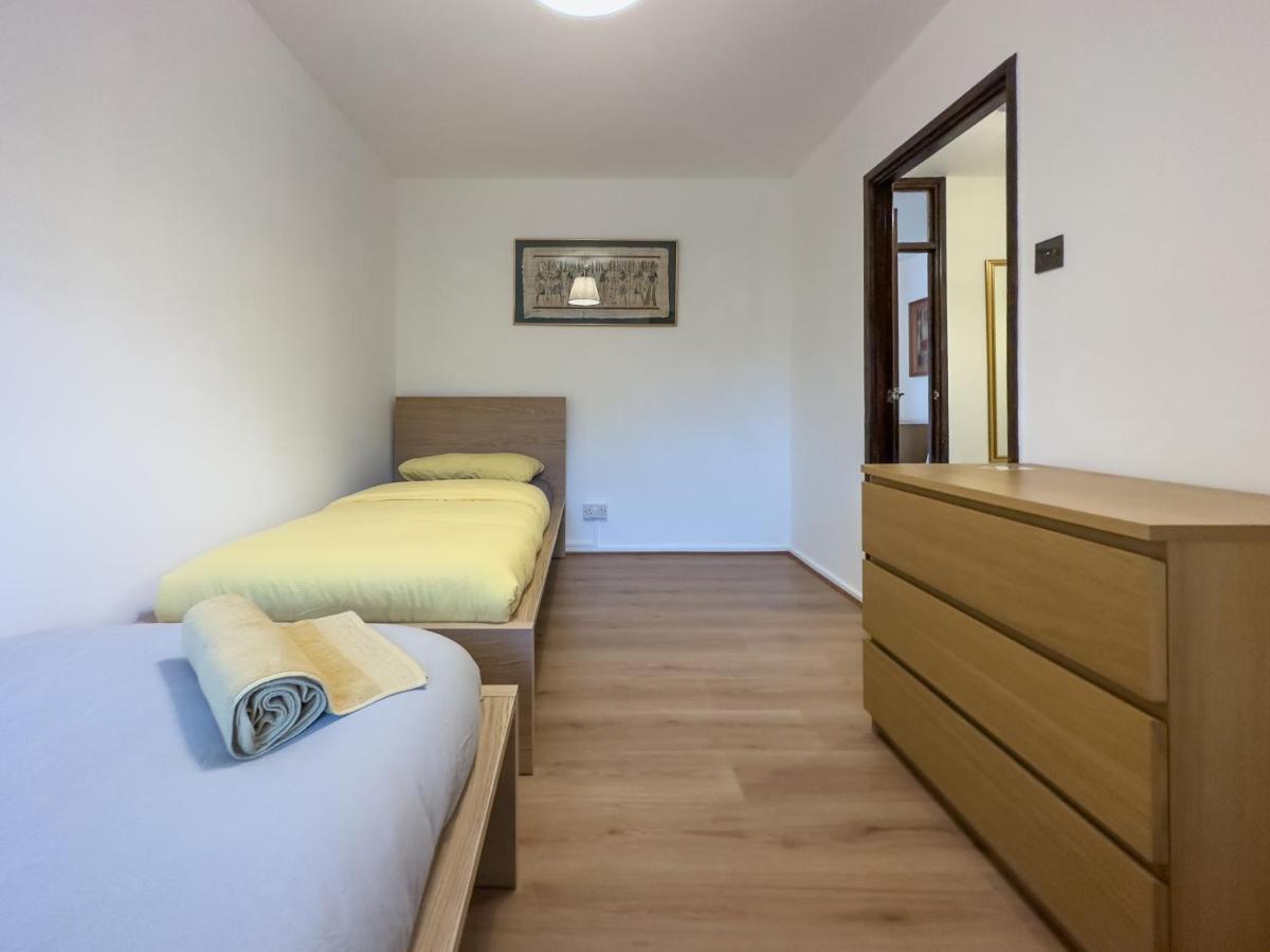Beautiful 2 Bedroom & Balcony Flat In Central Лондон Экстерьер фото