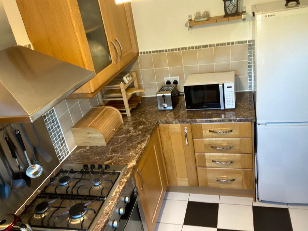 Beautiful 2 Bedroom & Balcony Flat In Central Лондон Экстерьер фото